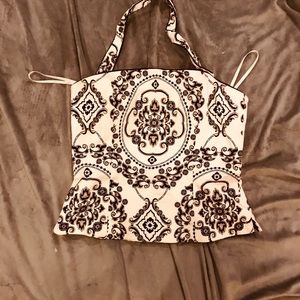 Beautiful white/black fitted top